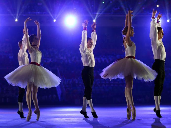S&acirc;u lắng v&agrave; x&uacute;c động lễ bế mạc Olympic Sochi 21