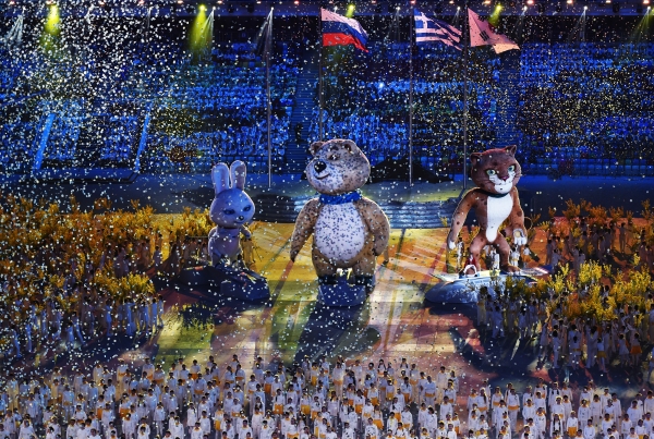 S&acirc;u lắng v&agrave; x&uacute;c động lễ bế mạc Olympic Sochi 31