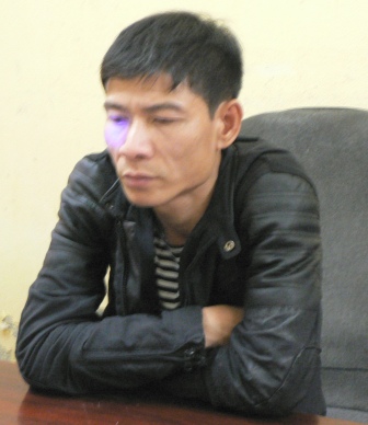 Triệt ph&aacute; &ldquo;ổ&rdquo; trồng cần sa tại nh&agrave; 2