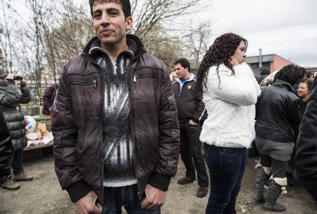 Đi "chợ" mua c&ocirc; d&acirc;u 1