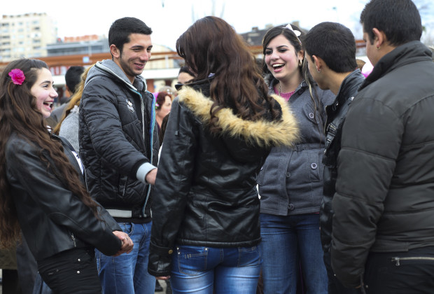 Đi "chợ" mua c&ocirc; d&acirc;u 2