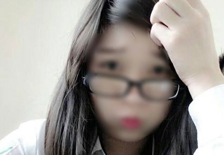 T&acirc;m sự nh&oacute;i l&ograve;ng của mẹ nữ sinh mất trước ng&agrave;y thi tốt nghiệp 2