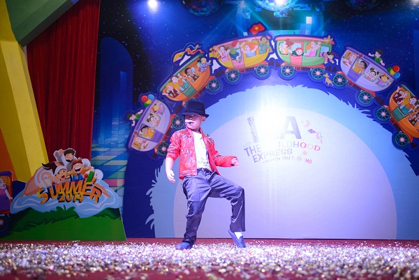 Chuy&ecirc;́n tàu tu&ocirc;̉i thơ - h&agrave;nh tr&igrave;nh m&ugrave;a h&egrave; đầy &yacute; nghĩa 3