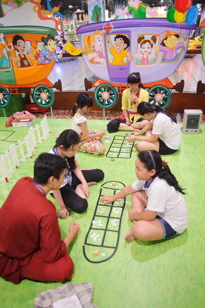 Chuy&ecirc;́n tàu tu&ocirc;̉i thơ - h&agrave;nh tr&igrave;nh m&ugrave;a h&egrave; đầy &yacute; nghĩa 1