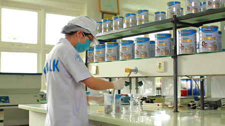 Vinamilk tiêu thụ trên 4 tỷ sản phẩm sữa các loại 1