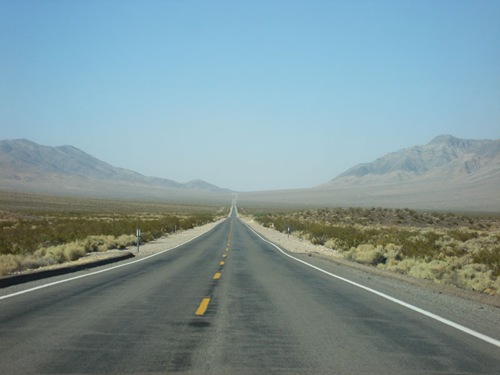 Những cung đường đẹp m&ecirc; hoặc nổi tiếng thế giới 6