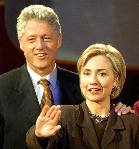 Rời Nhà Trắng, vợ chồng Bill Clinton "nợ ngập đầu" 1