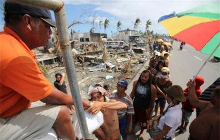 Philippines: Quan chức tham nhũng tiền trợ giúp người nghèo 1 Philippines: Quan chức tham nhũng tiền trợ giúp người nghèo 1