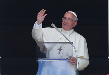 Giáo hoàng xin lỗi nạn nhân bị linh mục tấn công tình dục 1