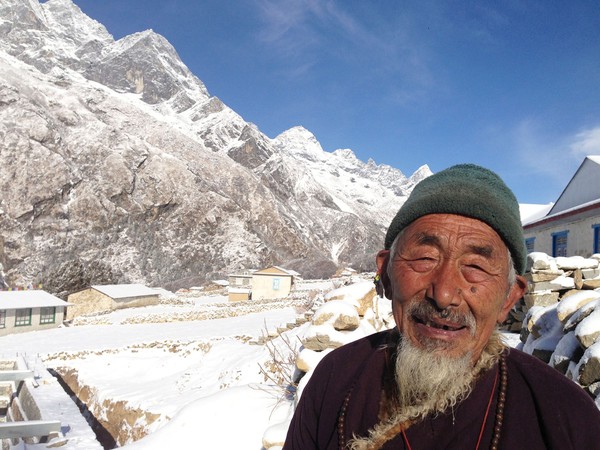 Cuộc sống của người dẫn đường trên đỉnh Everest khắc nghiệt 14