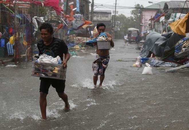 Kinh hoàng bão “Thần Sấm” tàn phá Philippines, nhiều người chết 15