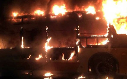 Cháy xe buýt dữ dội tại Quảng Châu, hai người chết 2