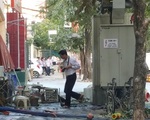 Hà Nội: Nổ bốt điện, 5 người bị bỏng nặng
