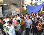 Hàng trăm người khóc ngất khi đón thi thể bé Nhật Linh tại quê nội Hưng Yên