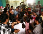 N&aacute;o loạn trong buổi c&ocirc;ng khai xin lỗi cựu tử t&ugrave; 'thế kỷ' H&agrave;n Đức Long