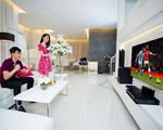 Phòng khách nhà sao Việt: Đơn giản với nội thất &apos;5 sao&apos;