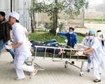 Ngộ độc thực phẩm ở Lai Châu: Số nạn nhân nhập viện tiếp tục tăng, nhiều người khó qua khỏi