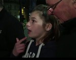 Bé gái khóc nức nở kể lại vụ nổ kinh hoàng khiến 22 người chết