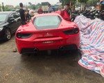 H&igrave;nh ảnh xế khủng 16 tỷ được cho l&agrave; của Tuấn Hưng gặp tai nạn n&aacute;t đầu lan truyền MXH