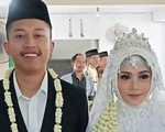 Vụ máy bay chở 189 người rơi xuống biển ở Indonesia: Cô dâu mới cưới khóc nghẹn tìm chồng