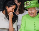 Bố đẻ liên tục gây phiền phức nhưng Meghan Markle vẫn được gia đình chồng yêu quý như thế này