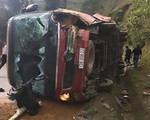 Vụ lật xe khách ở Sa Pa khiến nhiều người thương vong: Chưa rõ lái xe đi đâu
