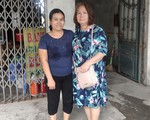Nhặt được 3.500 USD trong quán ăn, chủ quán trả lại cho nữ Việt Kiều
