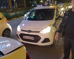 Tài xế taxi G7 tắt điện thoại, lặn mất tăm sau khi gây tai nạn