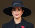 Meghan Markle bất ngờ bị cáo buộc biến gia đình nhà chồng thành chương trình truyền hình cá nhân, Hoàng tử Harry là &quot;kẻ ngốc&quot;