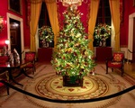 Nhà Trắng dưới tay trang trí của Đệ nhất Phu nhân Mỹ trở nên hoành tráng và lộng lẫy đón Giáng sinh