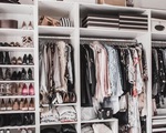 9 ý tưởng tổ chức tủ quần áo để giúp bạn không phải đau đầu mỗi khi muốn mua 1 món đồ mới mà lo không có chỗ cất