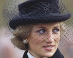 Những bức ảnh hoài cổ lý giải vì sao Công nương Diana là một người phụ nữ đẹp từ ngoại hình đến nhân cách