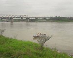 Bắc Ninh: Nữ sinh lớp 12 nhảy xuống sông Đuống tự tử