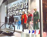 Thời trang Topshop khiến chị em mê mẩn đã đệ đơn phá sản, đóng toàn bộ cửa hàng ở Mỹ
