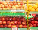 Tại sao bán trái cây nhập khẩu giá rẻ gần một nửa so với thị trường, BHX vẫn có lời?