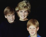 Cái chết của Công nương Diana và nỗi sợ hãi để lại cho Harry và William sau 22 năm
