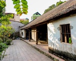 Độc nhất Hà Nội: Nhà cổ 300 tuổi làm từ gỗ lim nằm giữa vườn xanh mát mắt