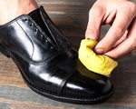 Giày da đi cả năm sờn cũ, hãy sử dụng mẹo này để nó sáng bóng trở lại mà không phải tốn tiền mua giày mới