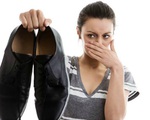 Hôi giày thực sự là một 'vấn nạn' khiến nhiều người xấu hổ trước đám đông, mẹo vặt này sẽ giúp bạn khử mùi hiệu quả