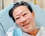 Nhạc sĩ Lê Quang phải nhập viện phẫu thuật cắt chân phải do nhiễm trùng