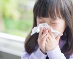 Thời tiết chuyển lạnh, cha mẹ không được chủ quan với bệnh cúm mùa ở trẻ