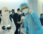 Số người cùng chuyến bay ra Hà Nội với 2 cô gái mắc COVID-19 tăng từng giờ sau xác minh, đã có kết quả xét nghiệm 73 người