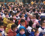 Điện Biên theo dõi sát sao 34 trẻ có biểu hiện ho, sốt sau khi tiếp xúc với bố mẹ trở về từ Trung Quốc