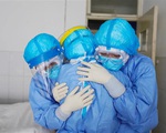 Bất ngờ với nhận định của chuyên gia về bệnh nhân 188 ở Hà Nội bỗng dương tính lại sau 2 ngày khỏi bệnh
