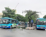 Xe buýt, taxi tại Hà Nội được hoạt động trở lại nhưng giới hạn tần suất