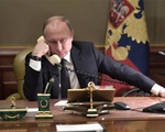 Thư ký tiết lộ bí mật về chiếc điện thoại đặc biệt của Putin
