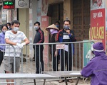 Gần 700 người bán hoa liên quan đến thôn Hạ Lôi buộc phải cách ly, xét nghiệm