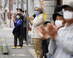 Người bệnh chết gục trên phố giữa làn sóng kỳ thị Covid-19 ở Nhật