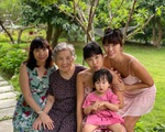 Siêu mẫu Hà Anh khoe ảnh 4 thế hệ quây quần trong kỳ nghỉ dưỡng ở resort