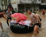 Hình ảnh tang thương của trận mưa lũ lớn tại Trung Quốc khiến 121 người chết, thiệt hại hàng trăm nghìn tỷ đồng